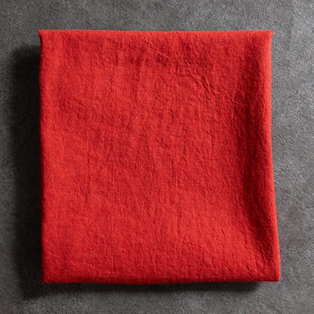 ネンウールキャンバス25番手 特別色 ガーネットレッドの布