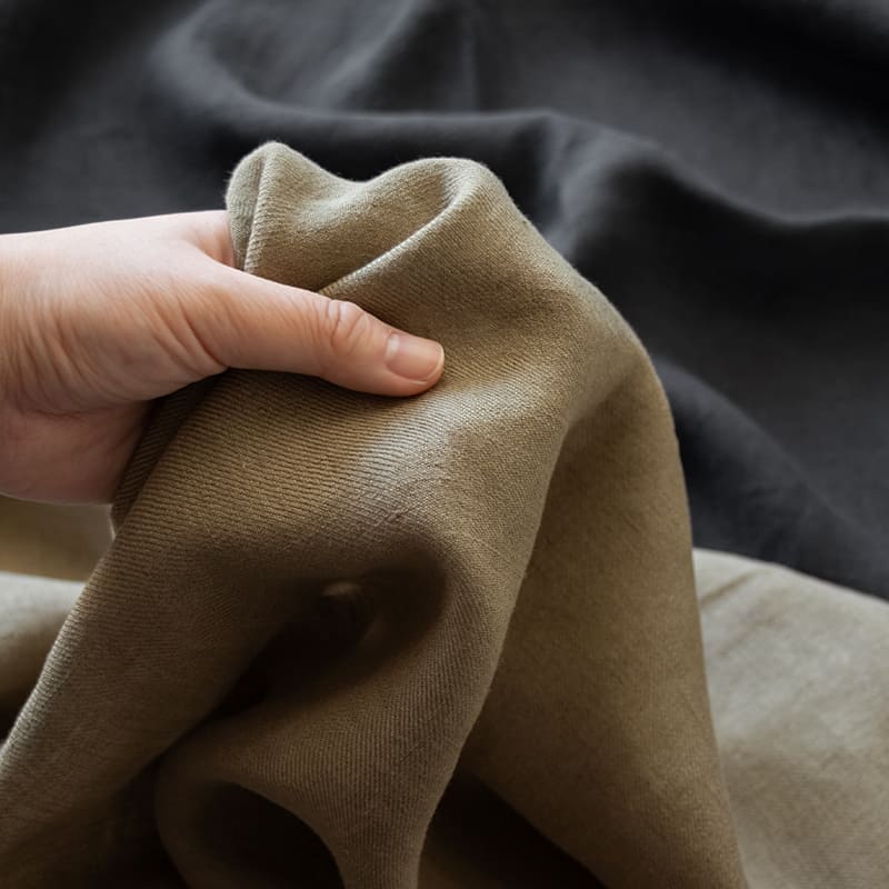 洗いこまれた綾織りベルギーリネン60番手